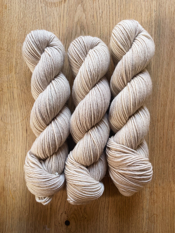 Linen - Highland Wool Worsted
